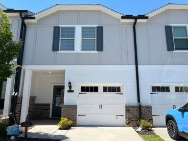 Main picture of 5513 Plain Field Ln