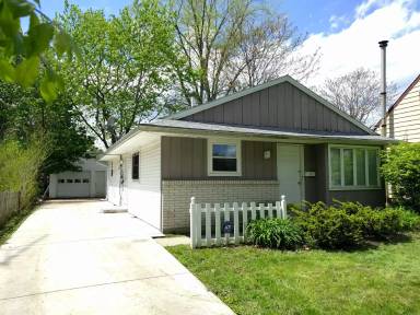 Main picture of 635 Continental Blvd