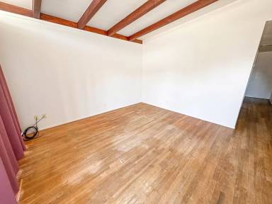 Main picture of 708 Avenue P