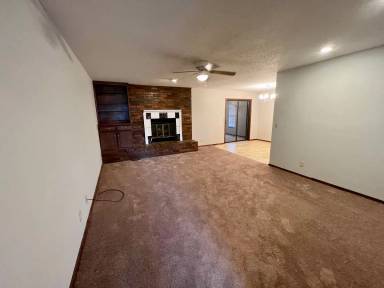 Main picture of 2601 Liberty Ln