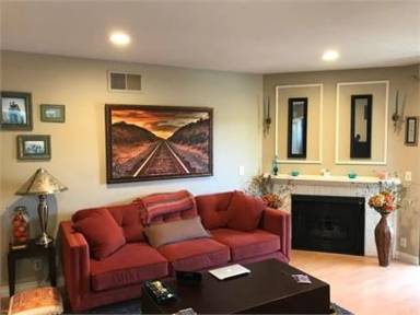 Main picture of 1181 Packers Cir