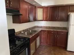 Main picture of 963 5th Ave