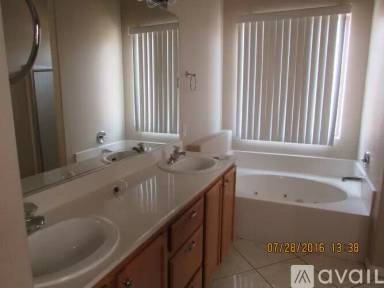 Main picture of 7148 Antique Olive St