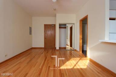 Main picture of 635 W Barry Ave