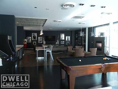 Main picture of 435 E Ohio St