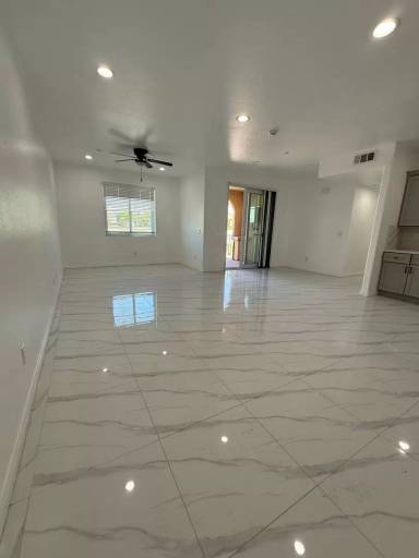 Main picture of 16220 Arrow Blvd