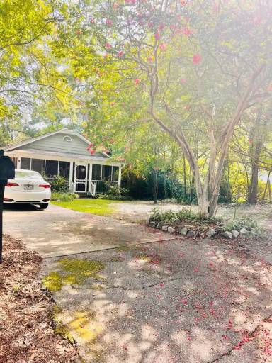 Main picture of 3924 Bright Ave