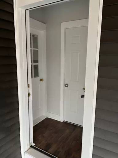 Main picture of 64 State St