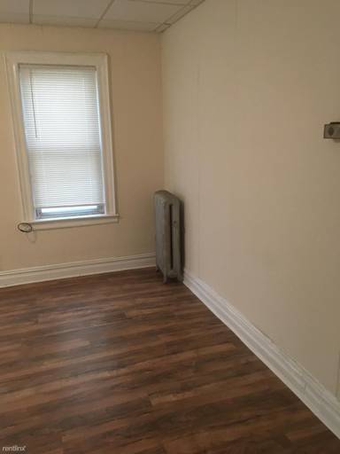 Main picture of 31 E 32nd St