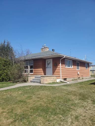 Main picture of 620 2nd St