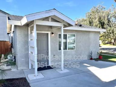 Main picture of 5063 Pearblossom Dr