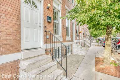 Main picture of 402 E Lorraine Ave