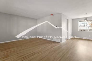Main picture of 6503 Iris St