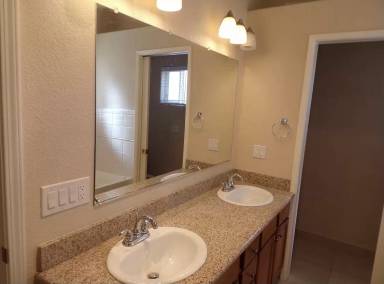 Main picture of 8248 Viburnum Ave