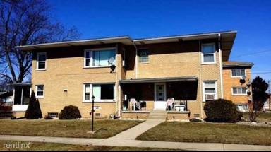 Main picture of 18408 Torrence Ave