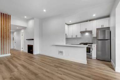 Main picture of 10795 Woodbine Street