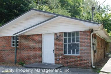 Main picture of 1401 Wildwood Lake Rd SE