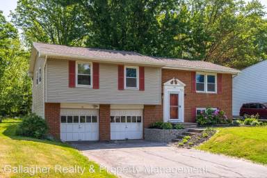 Main picture of 106 Hillary Dr