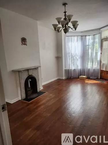 Main picture of 575 Capp St