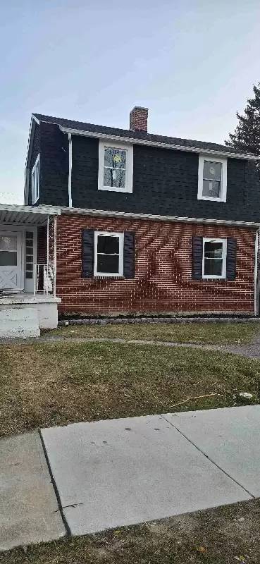 Main picture of 405 E Northern Ave