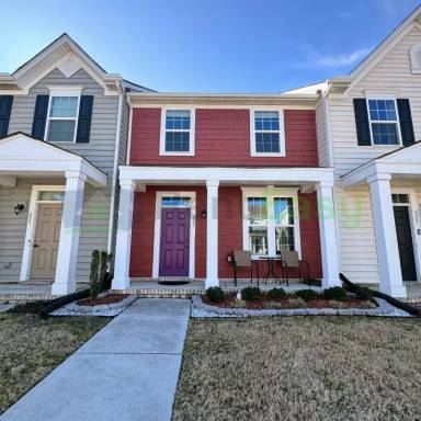 Main picture of 225 Goldenstar Ln