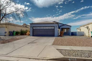Main picture of 2165 High Desert Cir NE