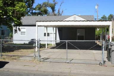 Main picture of 3931 Lily St