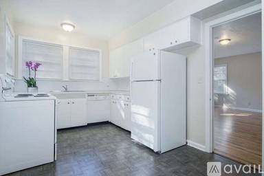 Main picture of 3038 Maffett St