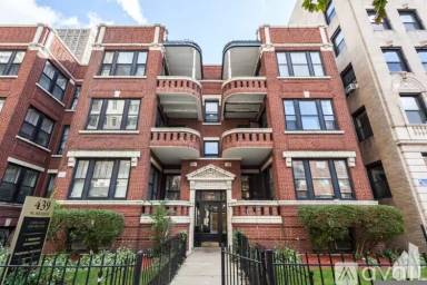 Main picture of 439 W Melrose St