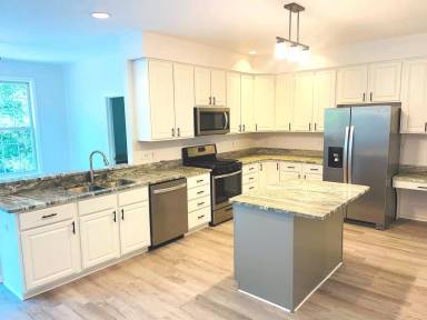 Main picture of 9 Scarlet Oak Cir