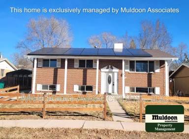 Main picture of 3214 Michigan Ave