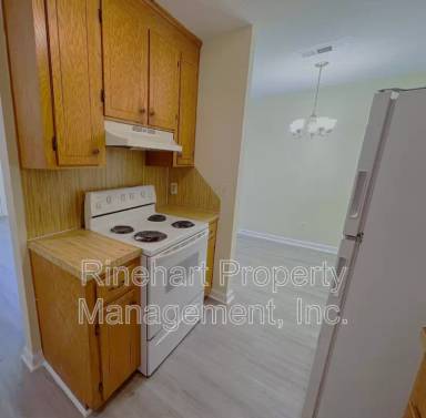 Main picture of 1100 Chandler Dr