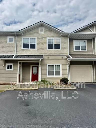 Main picture of 93 Foxden Dr