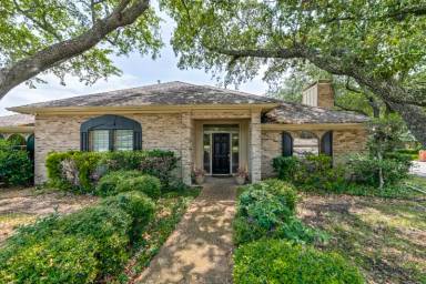 Main picture of 6116 Southern Knoll Dr