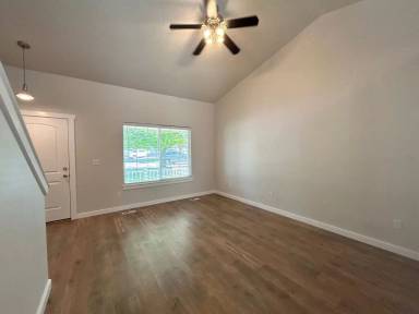 Main picture of 2225 W Steely Ct