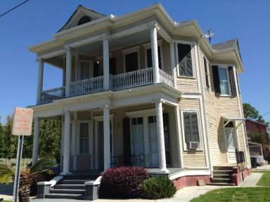 Main picture of 2901 Lepage St