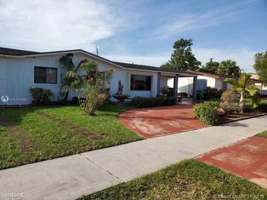 Main picture of 9100 SW 28th St