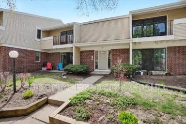 Main picture of 5554 Century Ave