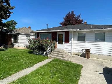 Main picture of 827 E Empire Ave