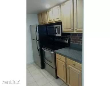 Main picture of 50 Webster St