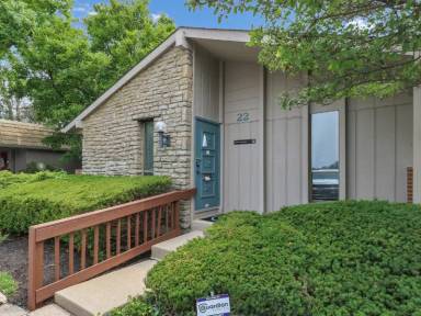 Main picture of 800 Compton Rd