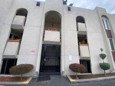 Main picture of 827 E Ermina Ave