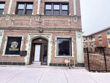 Main picture of 8617 S Ashland Ave