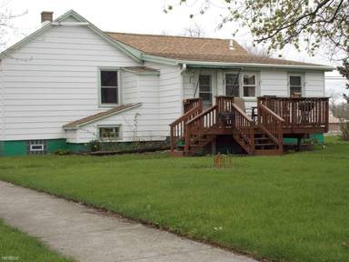 Main picture of 220 N Williams St