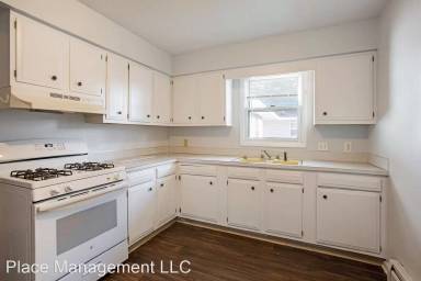 Main picture of 42 50th St SW