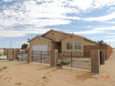 Main picture of 8406 Heather Ave