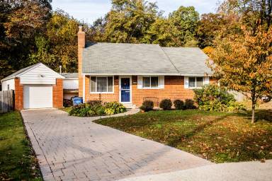 Main picture of 7044 Lee Park Ct