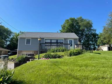 Main picture of 5004 15th St SW