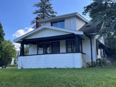 Main picture of 722 Perry St