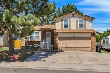 Main picture of 4803 Dearborn St